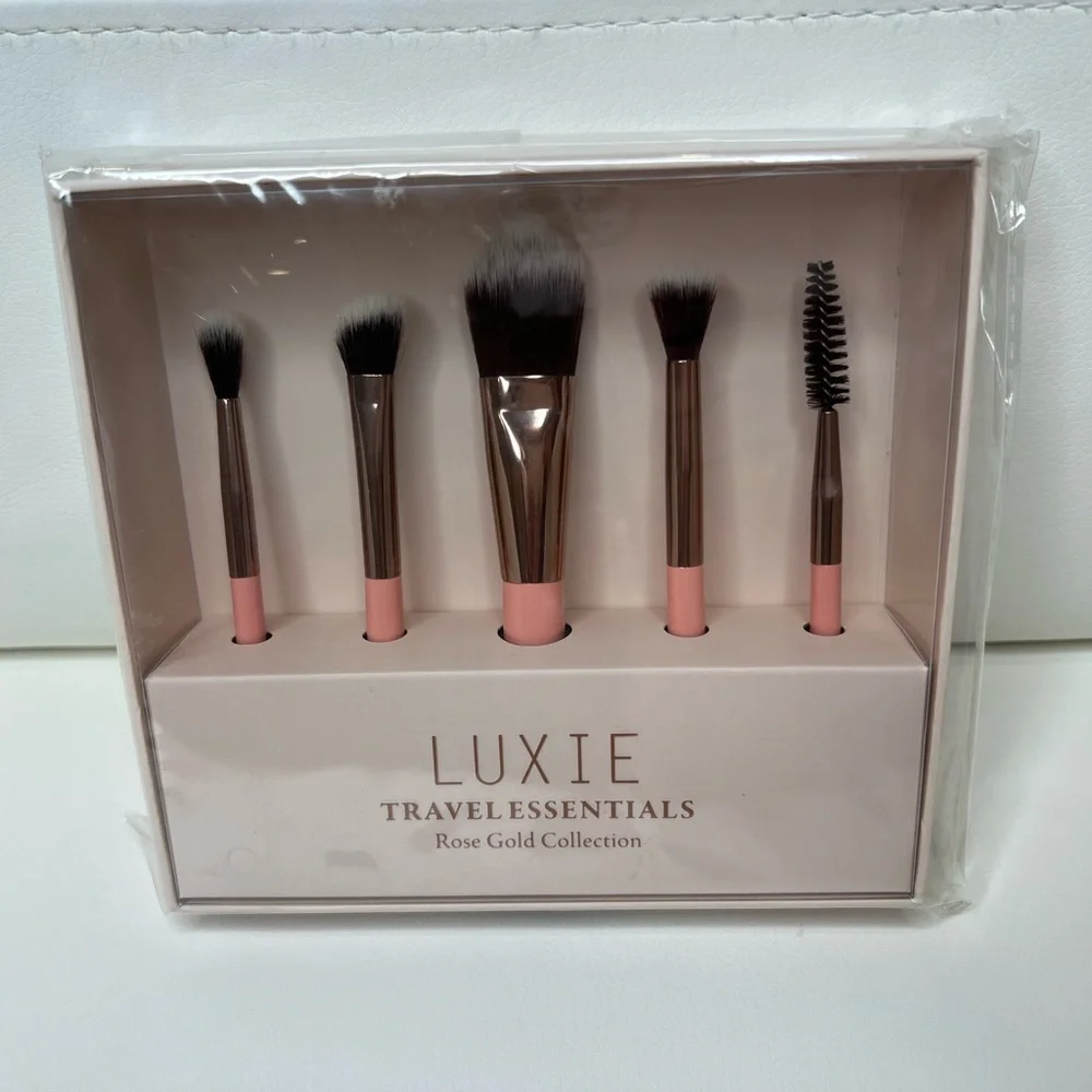 Luxie Travel Essentials Makeup Brush Set